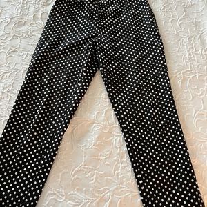 Talbots Crop straight leg side zip polka dot pant